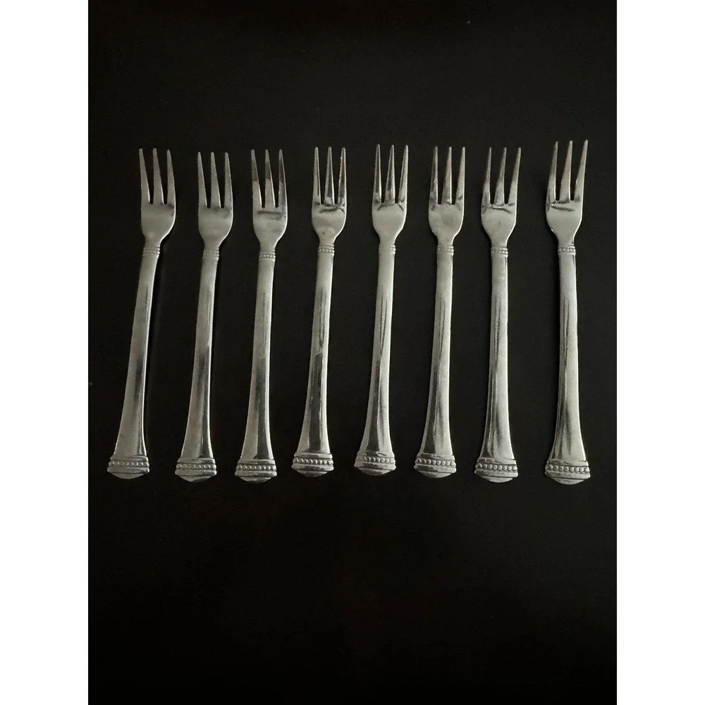 Towle Beaded Classique Flatware Cocktail Seafood Forks Set Of 8‎ (FW11)